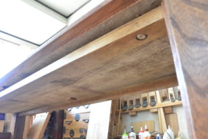 古民家の床板をTV台に改造