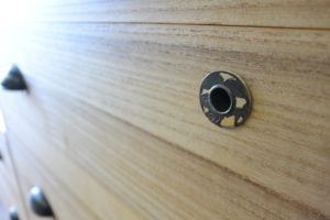 二つ重ねの桐たんすを小袖箪笥とTV台にアレンジ