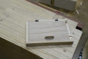 時代箪笥調の名刺ケース