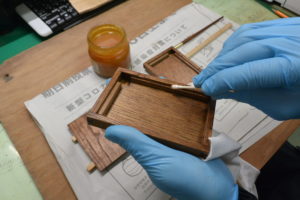 時代箪笥調の名刺ケース