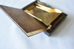 時代箪笥調の名刺ケース