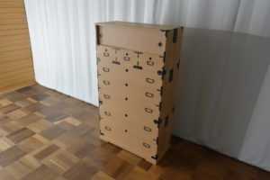 三つ重ね総桐箪笥の復元