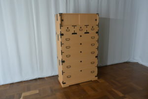 三つ重ね総桐箪笥の復元