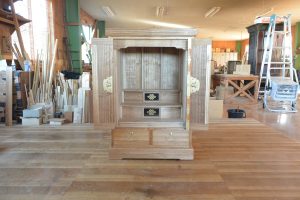 桐箪笥から仏壇に再生