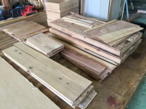 三つ重ねの桐たんすから小さな仏壇を作製