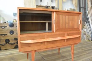 桐箪笥再生北欧ビンテージ調チェスト　内部