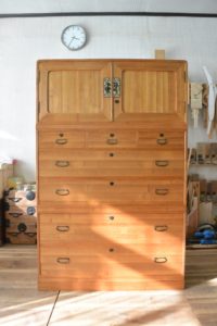 総桐三つ重ね二竿を塗装のみアレンジ