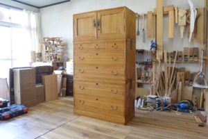 総桐三つ重ね二竿を塗装のみアレンジ