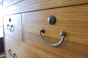 総桐三つ重ね二竿を塗装のみアレンジ