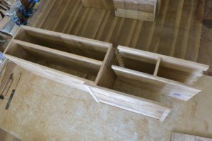 下三中洋の総桐箪笥をローテレビボードに改造