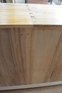 下三中洋の総桐箪笥をローテレビボードに改造