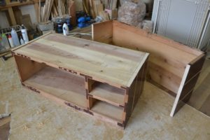 時代箪笥をソファとオットマンに改造