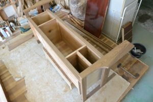 時代箪笥をソファとオットマンに改造