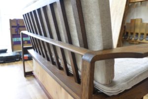 時代箪笥をソファとオットマンに改造